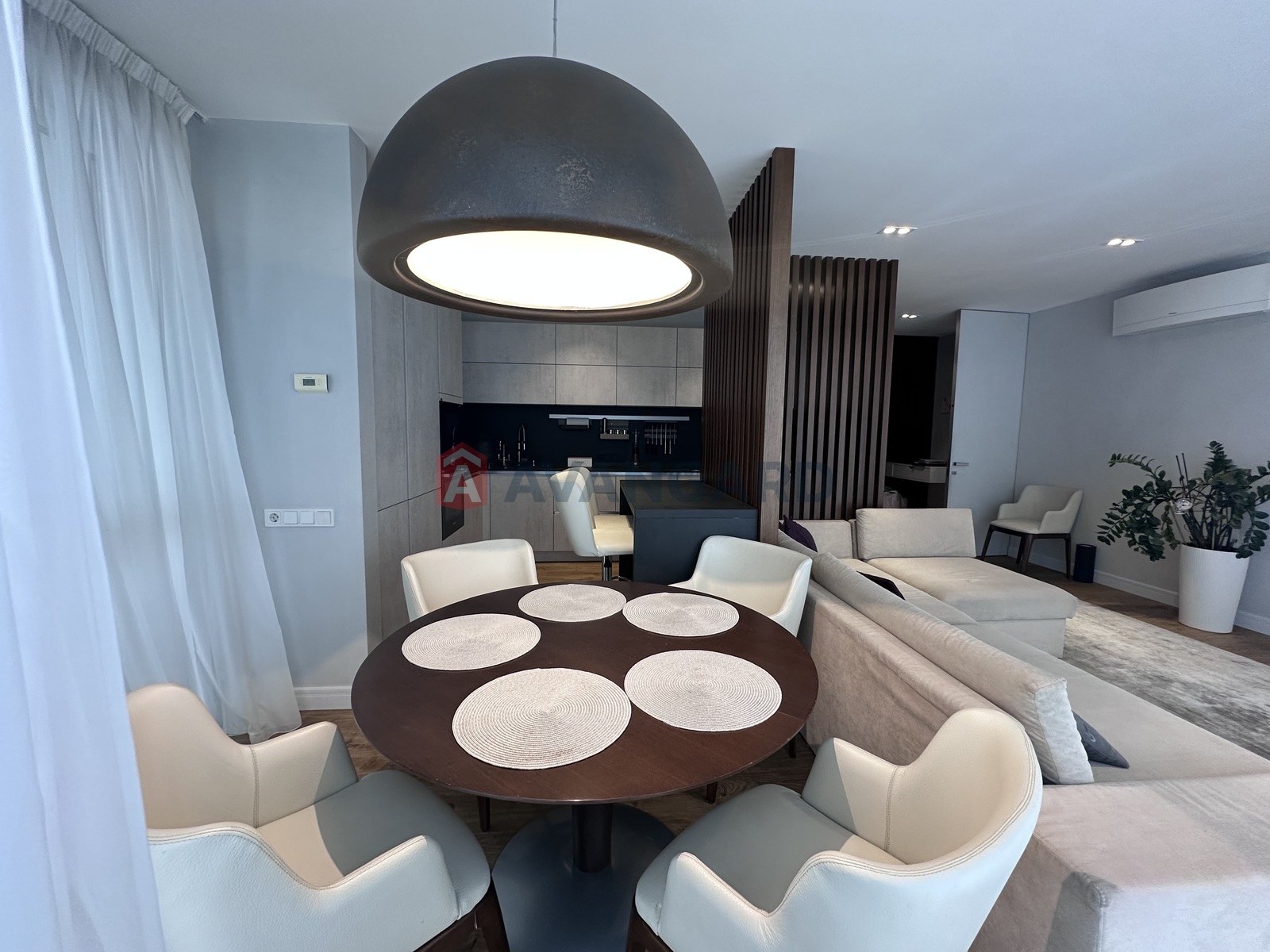 3 кім. квартира, 118/-/25 кв. м., 13/24 поверх фото 14 3 кім. квартира, 118/-/25 кв. м., 13/24 поверх фото 14