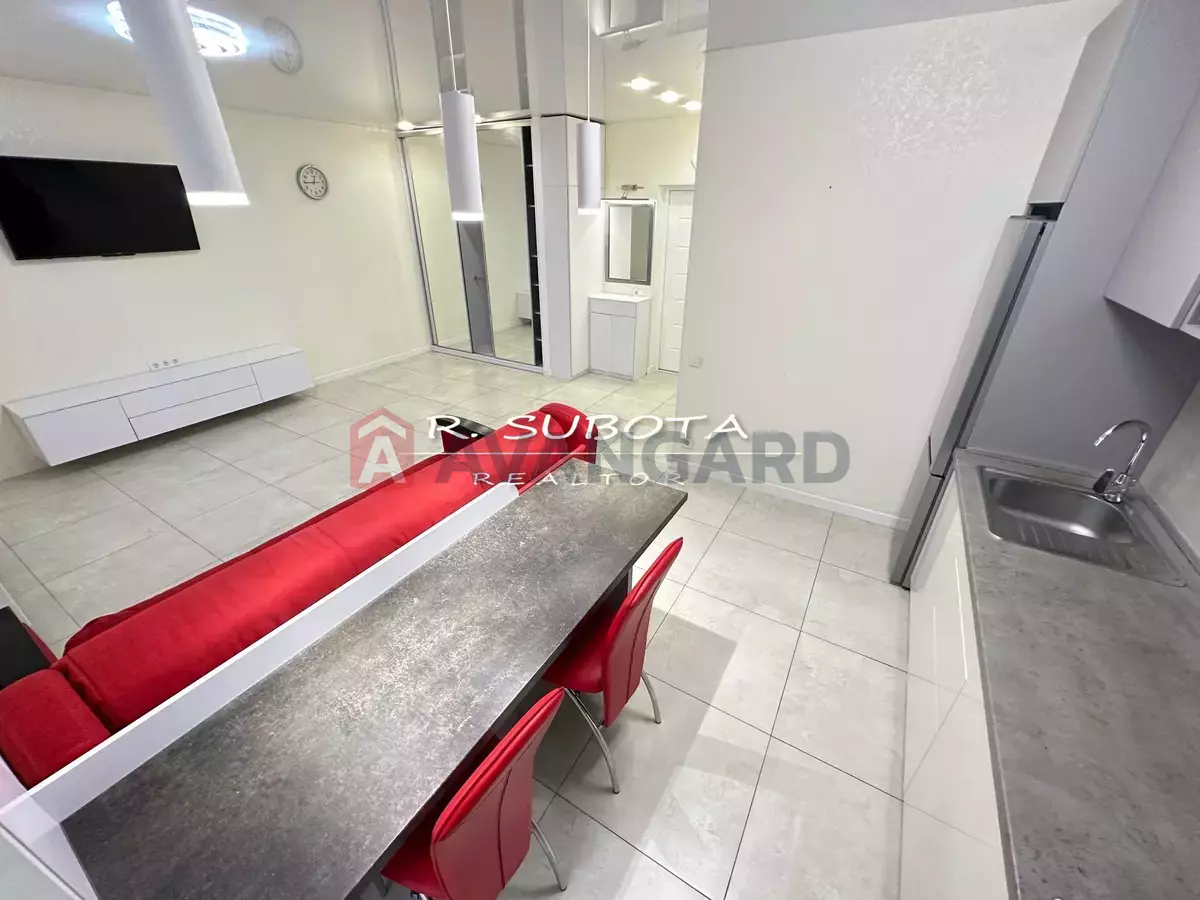 1 кім. квартира, 40/-/- кв. м., 10/12 поверх фото 8 1 кім. квартира, 40/-/- кв. м., 10/12 поверх фото 8