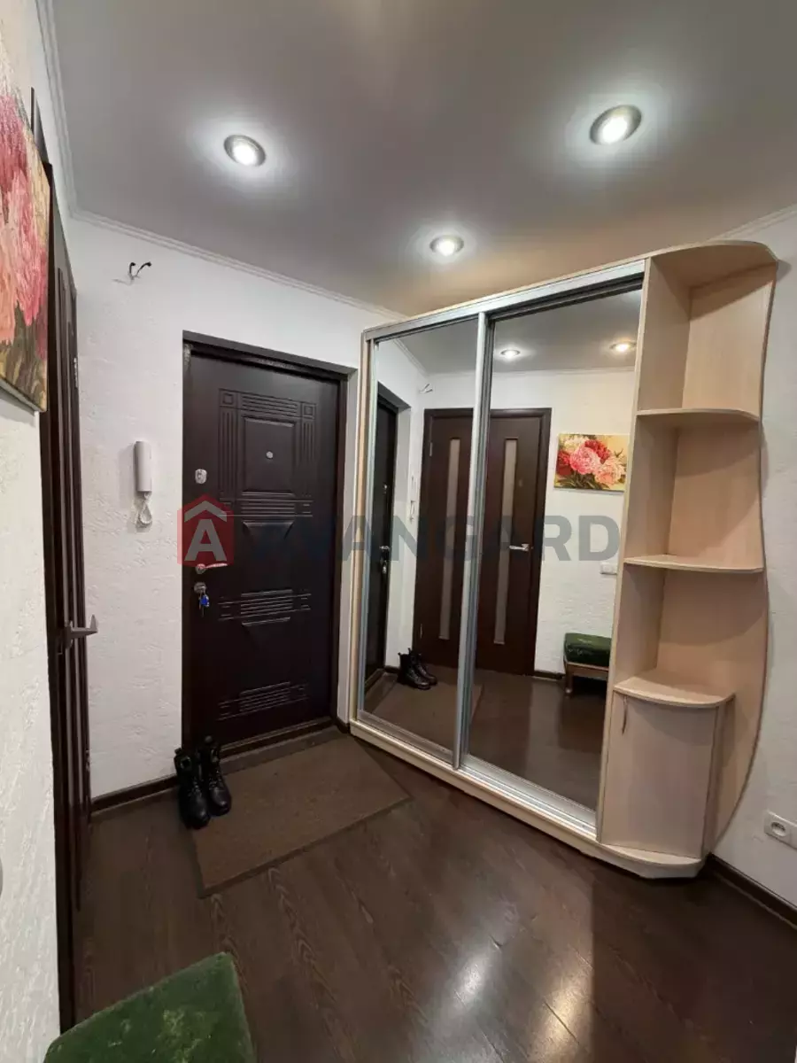 1 кім. квартира, 44/-/- кв. м., 12/14 поверх фото 9 1 кім. квартира, 44/-/- кв. м., 12/14 поверх фото 9