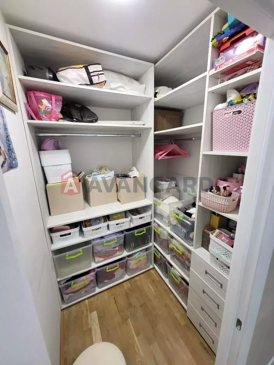 3 кім. квартира, 100/-/35 кв. м., 10/12 поверх фото 15 3 кім. квартира, 100/-/35 кв. м., 10/12 поверх фото 15