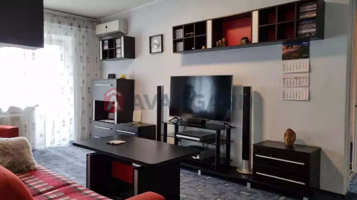 3 кім. квартира, 60/-/9 кв. м., 5/5 поверх фото 1 3 кім. квартира, 60/-/9 кв. м., 5/5 поверх фото 1