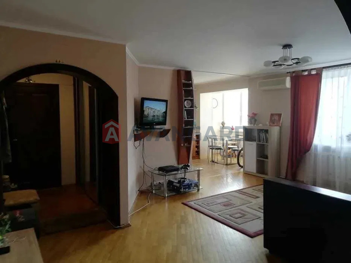 1 комн. квартира, 80/-/15 кв. м., 8/10 этаж фото 3 1 комн. квартира, 80/-/15 кв. м., 8/10 этаж фото 3