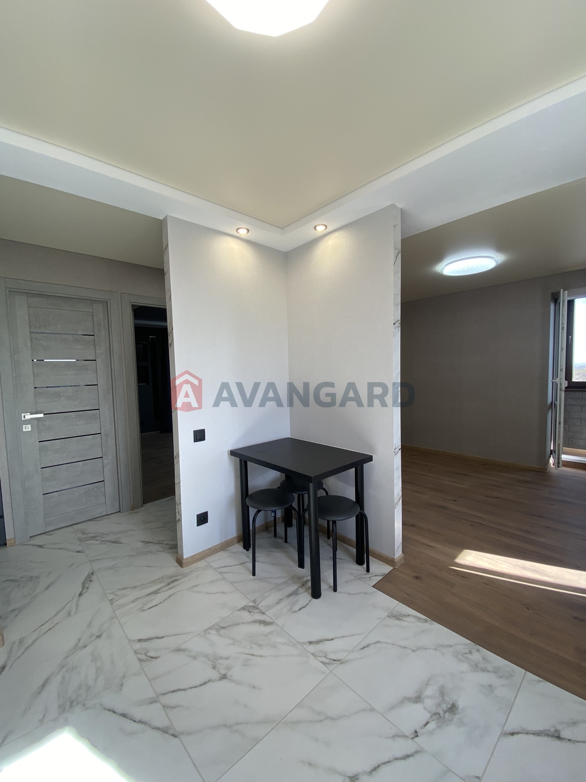 2 кім. квартира, 50/33/10 кв. м., 12/14 поверх фото 2 2 кім. квартира, 50/33/10 кв. м., 12/14 поверх фото 2