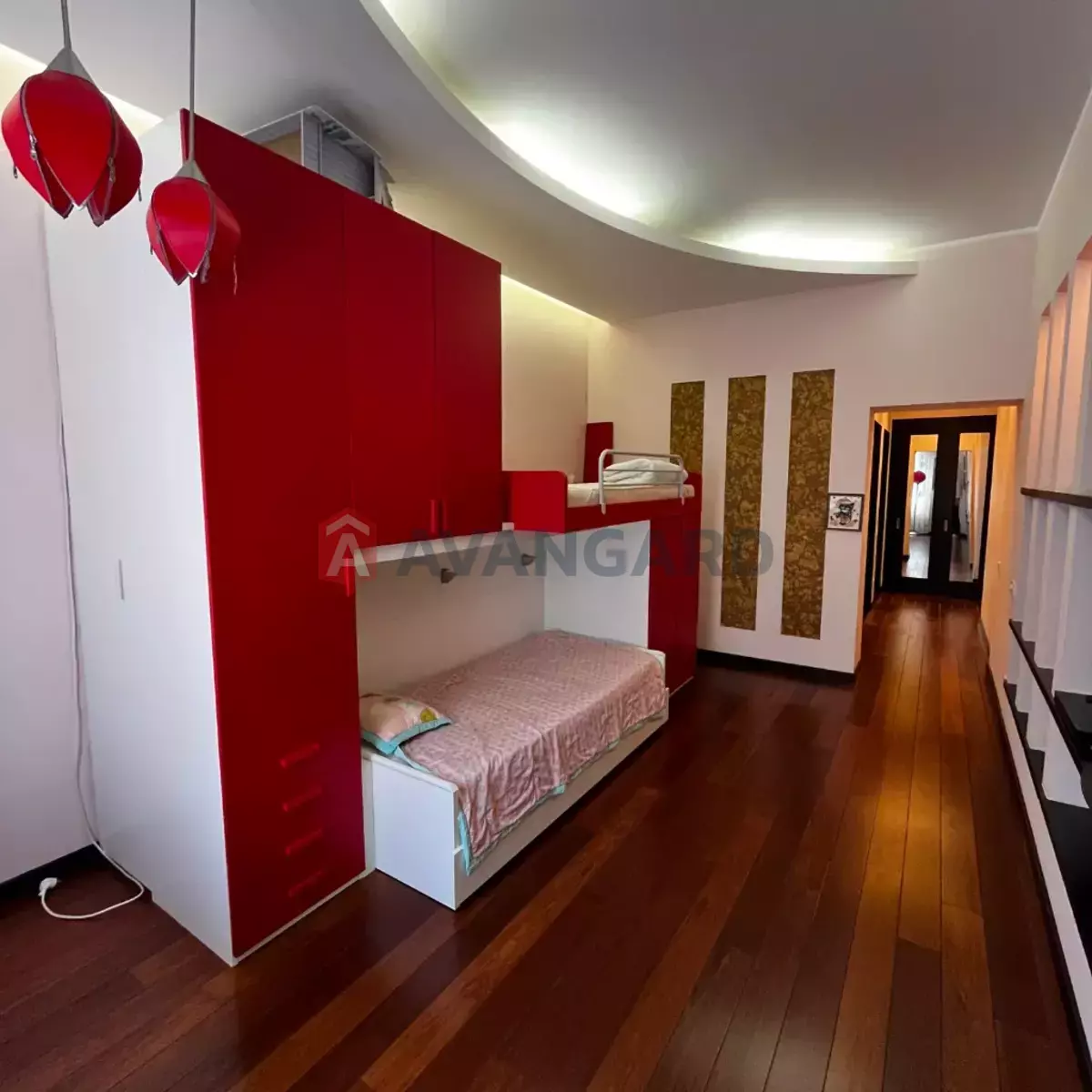 3 комн. квартира, 260/-/- кв. м., 4/7 этаж фото 3 3 комн. квартира, 260/-/- кв. м., 4/7 этаж фото 3