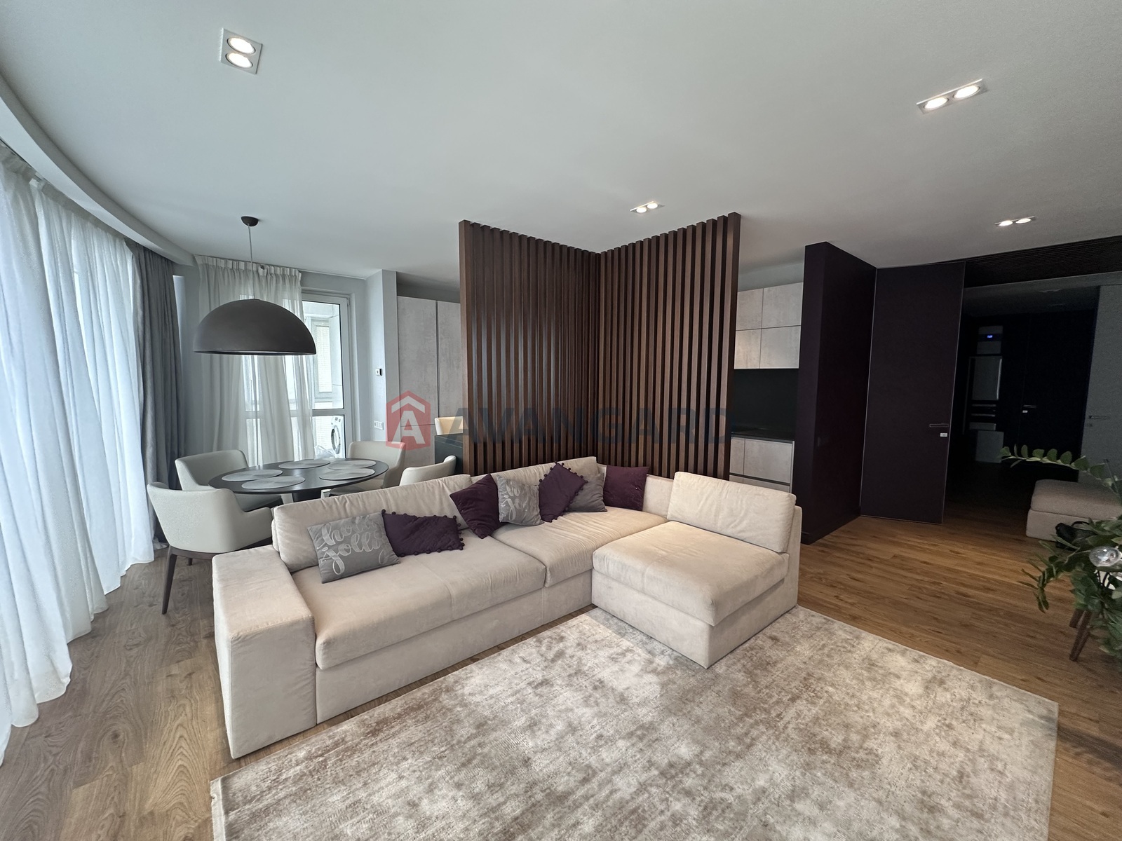 3 кім. квартира, 118/-/25 кв. м., 13/24 поверх фото 4 3 кім. квартира, 118/-/25 кв. м., 13/24 поверх фото 4