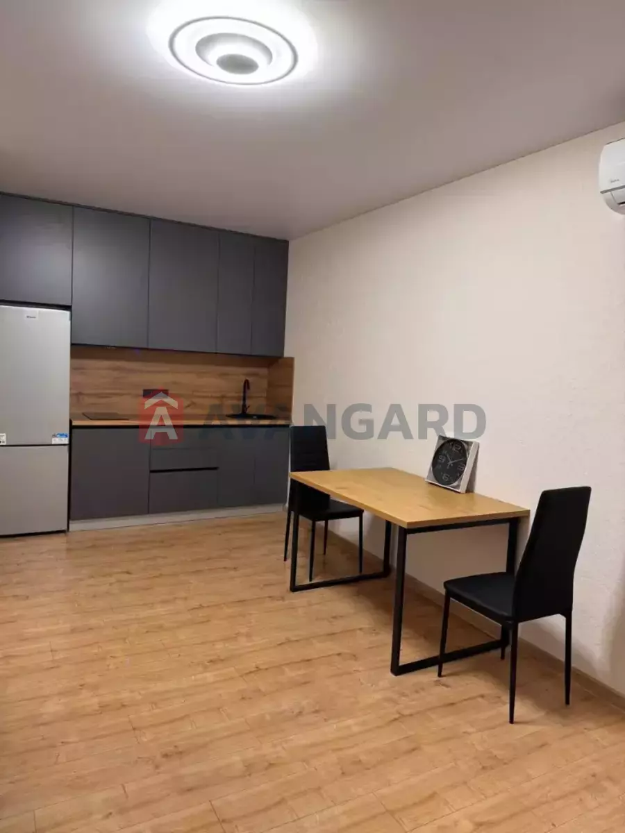 2 кім. квартира, 45/-/- кв. м., 8/10 поверх фото 1 2 кім. квартира, 45/-/- кв. м., 8/10 поверх фото 1