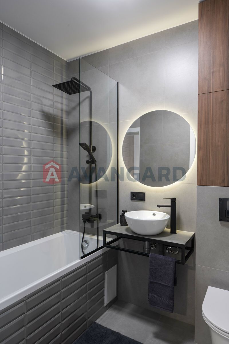 1 кім. квартира, 44 / 13/ 20 м кв. м., 12/28 поверх фото 9 1 кім. квартира, 44 / 13/ 20 м кв. м., 12/28 поверх фото 9