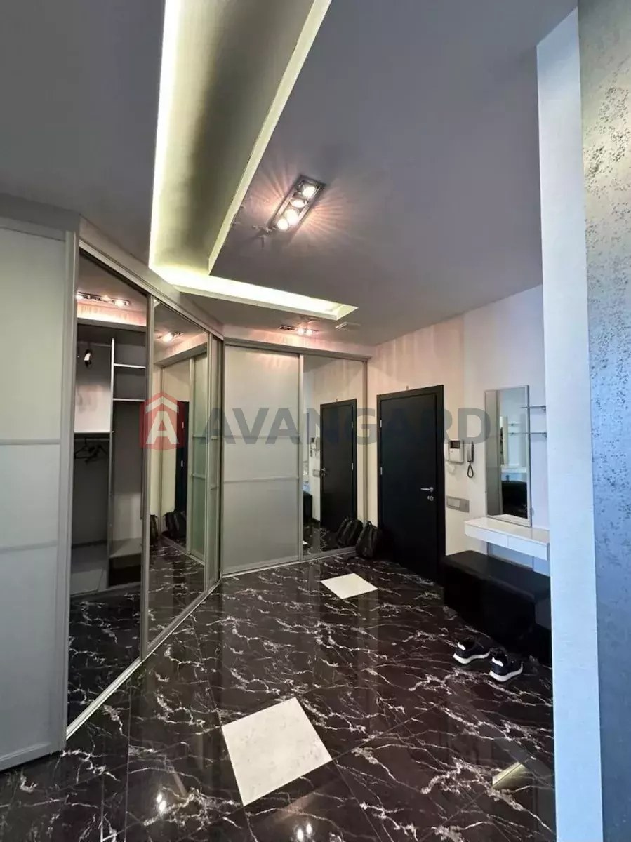 4 кім. квартира, 175/-/20 кв. м., 8/23 поверх фото 15 4 кім. квартира, 175/-/20 кв. м., 8/23 поверх фото 15