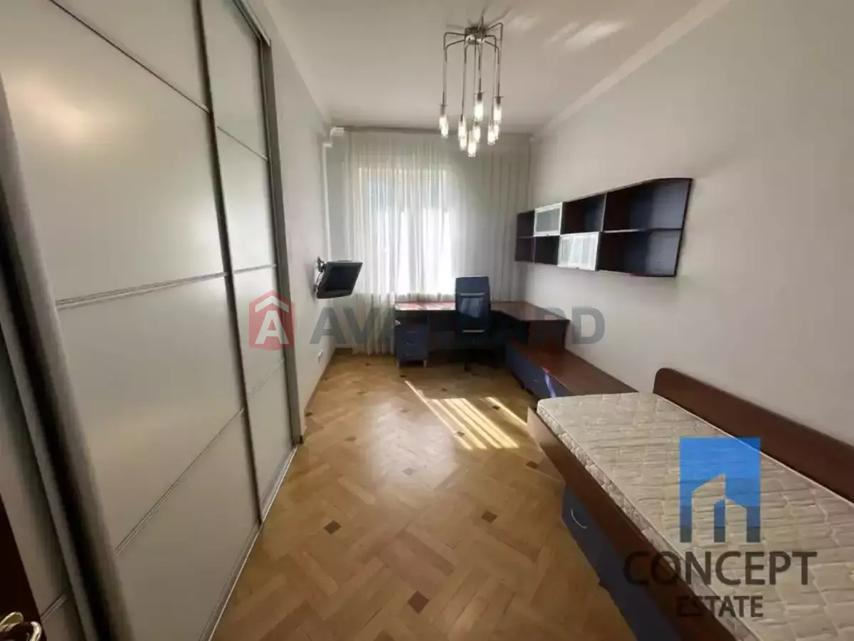 4 комн. квартира, 129/80/50 кв. м., 5/10 этаж фото 9 4 комн. квартира, 129/80/50 кв. м., 5/10 этаж фото 9