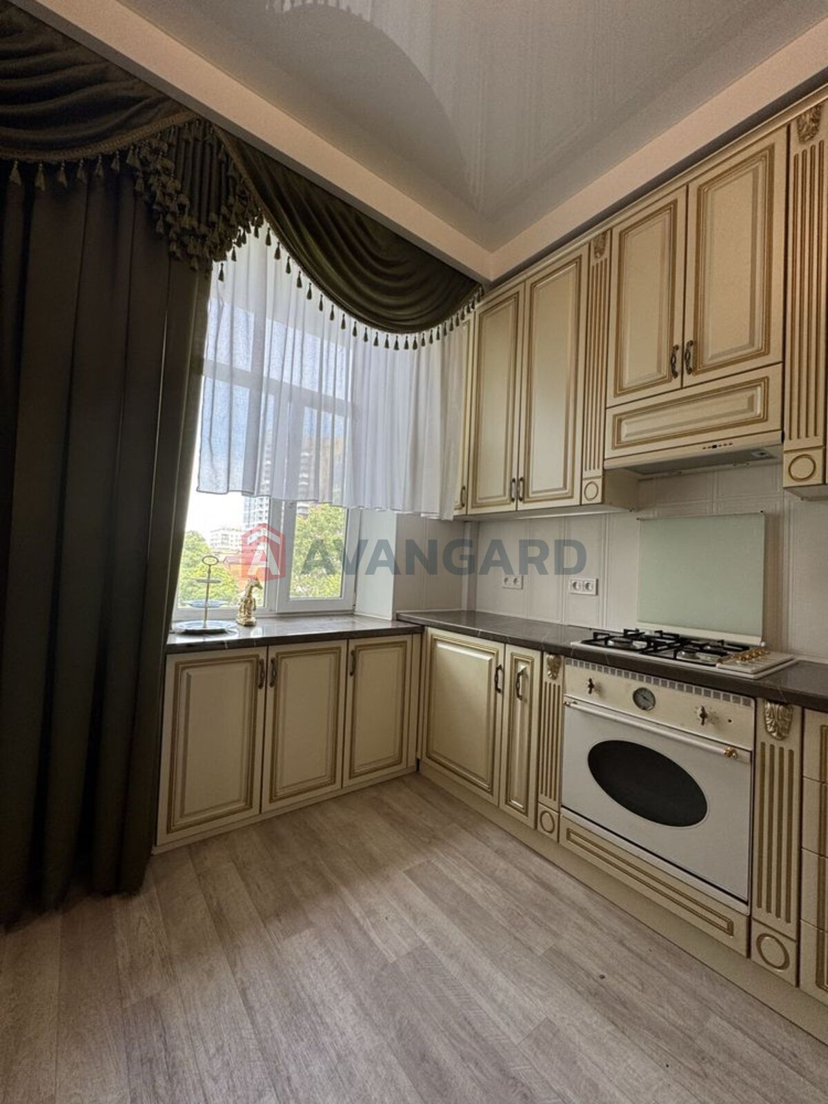 2 кім. квартира, 54/32/8 кв. м., 4/4 поверх фото 3 2 кім. квартира, 54/32/8 кв. м., 4/4 поверх фото 3