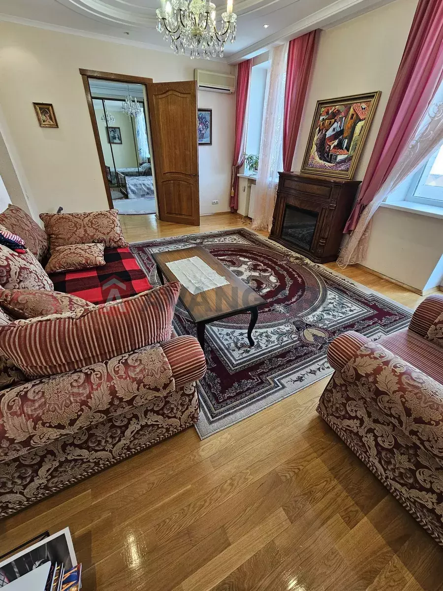 4 комн. квартира, 160/-/25 кв. м., 3/5 этаж фото 4 4 комн. квартира, 160/-/25 кв. м., 3/5 этаж фото 4