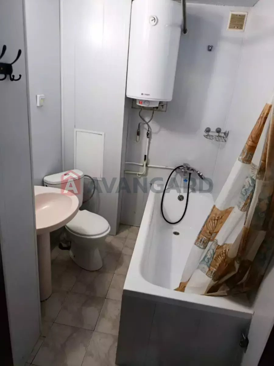 4 комн. квартира, 82/-/- кв. м., 2/4 этаж фото 4 4 комн. квартира, 82/-/- кв. м., 2/4 этаж фото 4