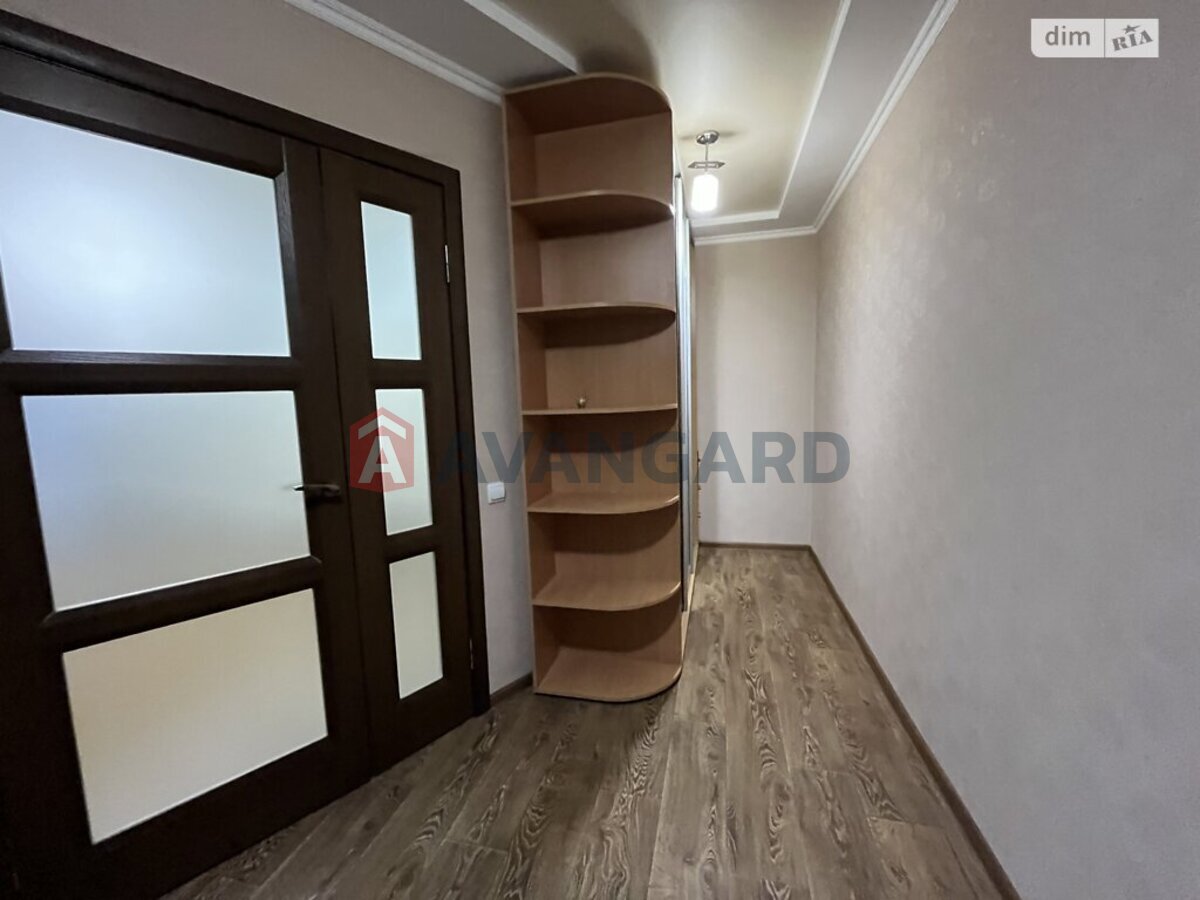 1 кім. квартира, 40/-/10 кв. м., 2/4 поверх фото 18 1 кім. квартира, 40/-/10 кв. м., 2/4 поверх фото 18