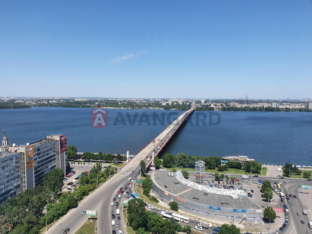 4 кім. квартира, 171/-/- кв. м., 18/21 поверх фото 11 4 кім. квартира, 171/-/- кв. м., 18/21 поверх фото 11