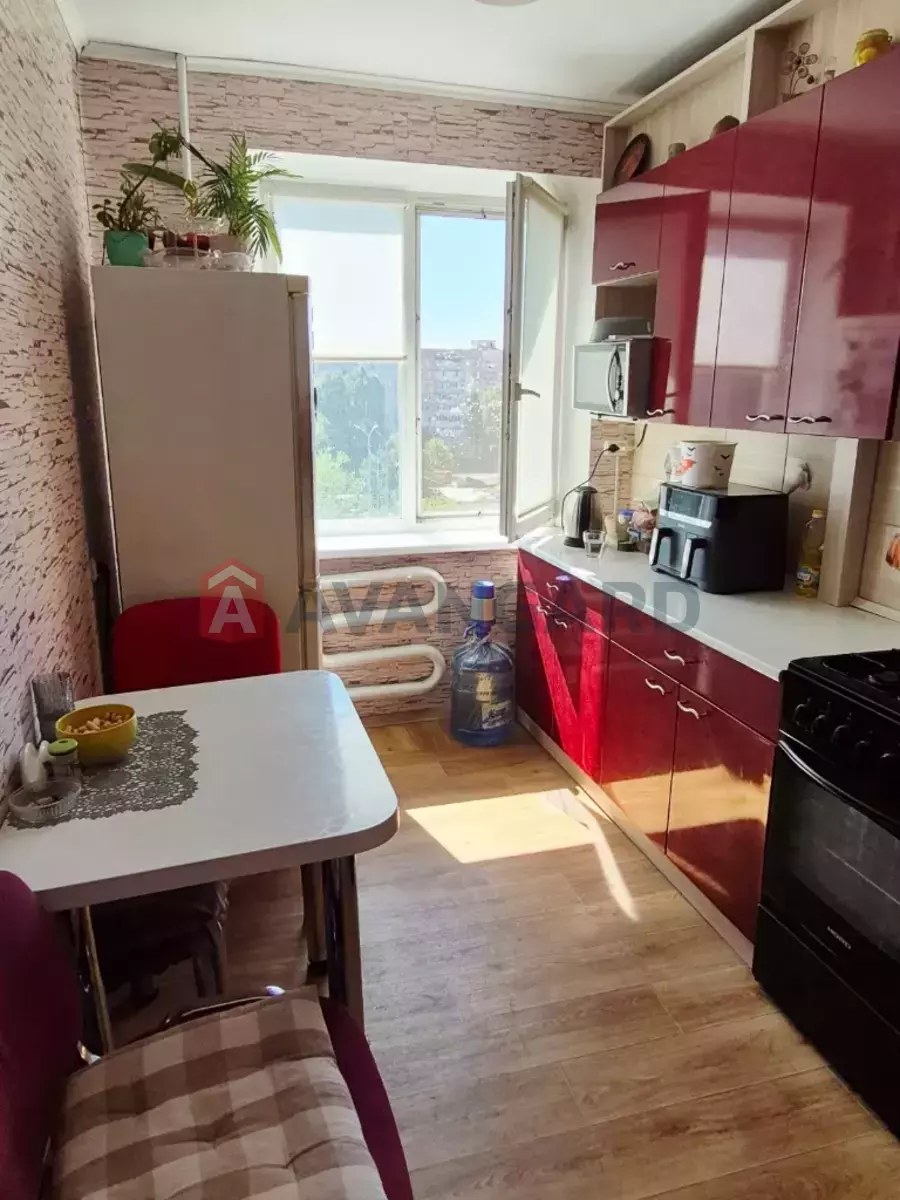 2 кім. квартира, 47/28/8 кв. м., 5/10 поверх фото 5 2 кім. квартира, 47/28/8 кв. м., 5/10 поверх фото 5