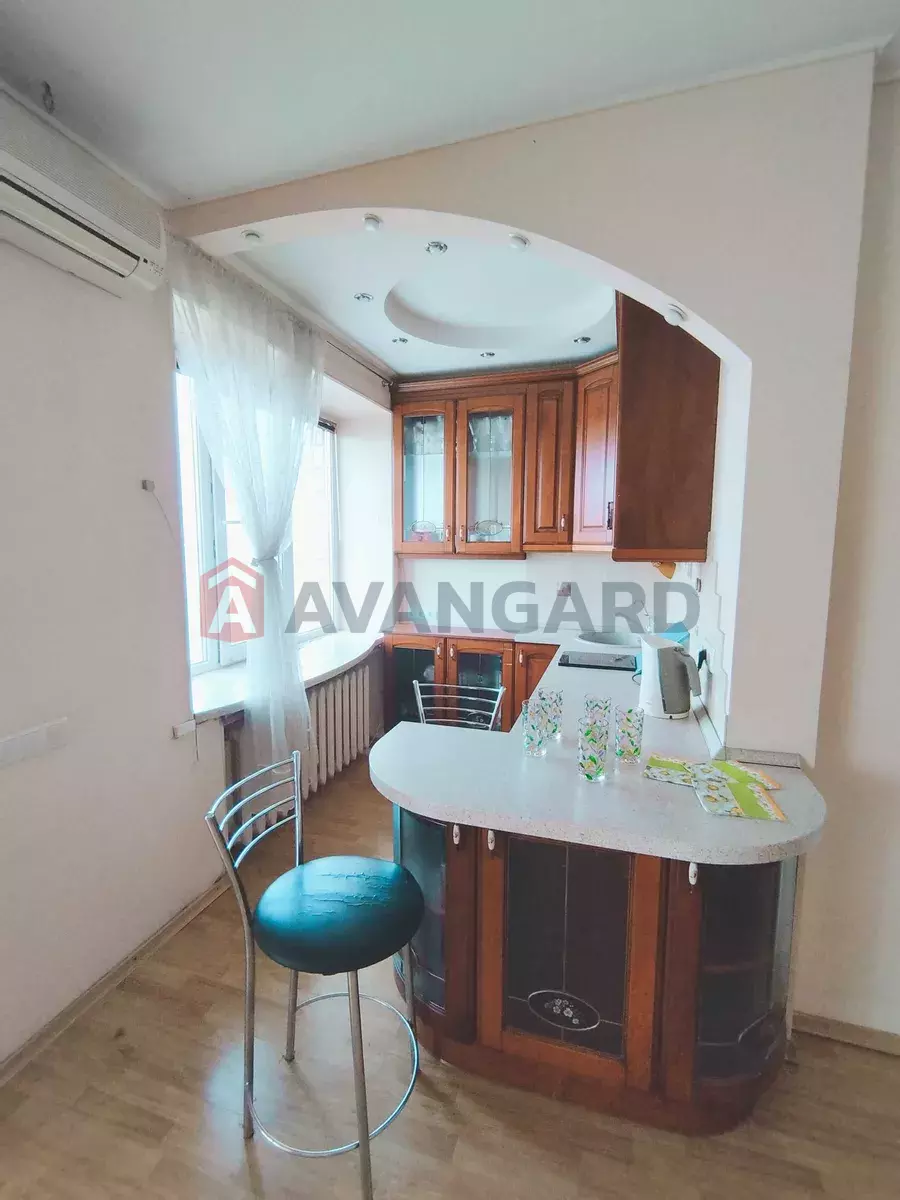 2 кім. квартира, 45/-/10 кв. м., 9/9 поверх фото 1 2 кім. квартира, 45/-/10 кв. м., 9/9 поверх фото 1