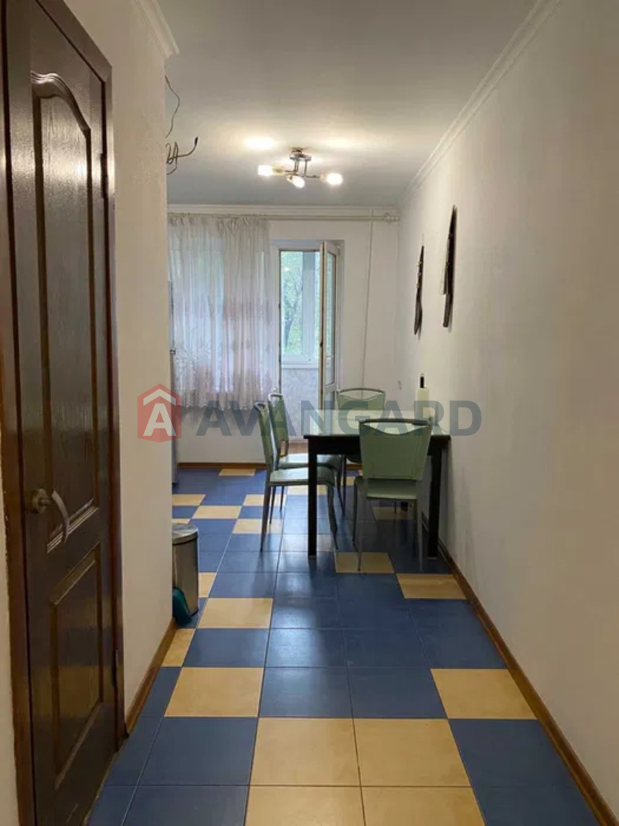 4 комн. квартира, 77/-/9 кв. м., 4/9 этаж фото 7 4 комн. квартира, 77/-/9 кв. м., 4/9 этаж фото 7