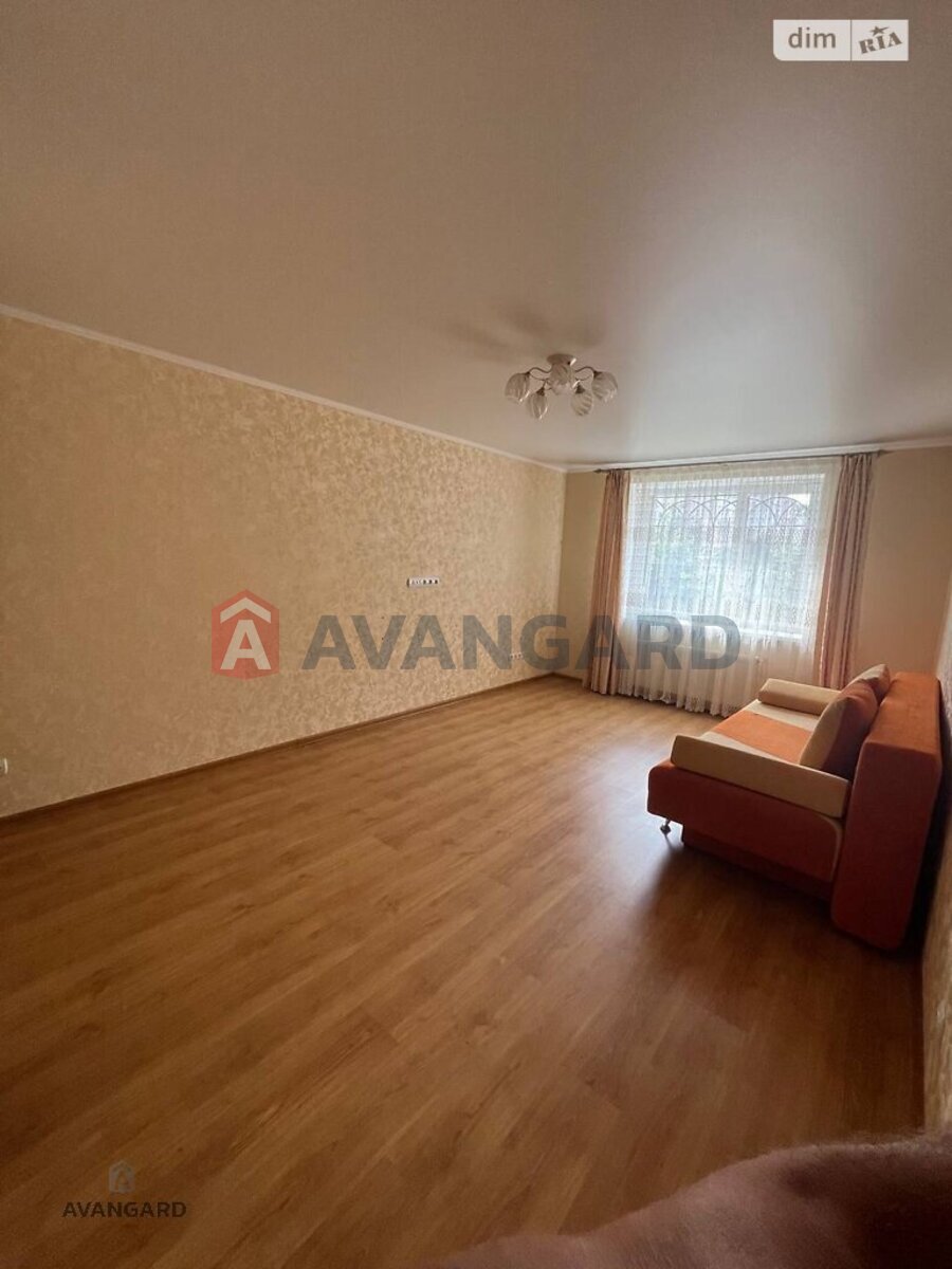 2 комн. квартира, 64/-/- кв. м., 1/6 этаж фото 3 2 комн. квартира, 64/-/- кв. м., 1/6 этаж фото 3