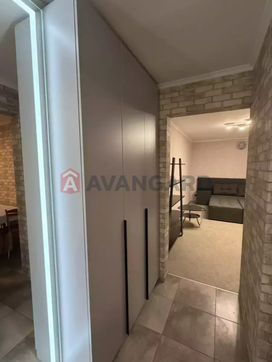 1 кім. квартира, 45/-/- кв. м., 7/9 поверх фото 1 1 кім. квартира, 45/-/- кв. м., 7/9 поверх фото 1