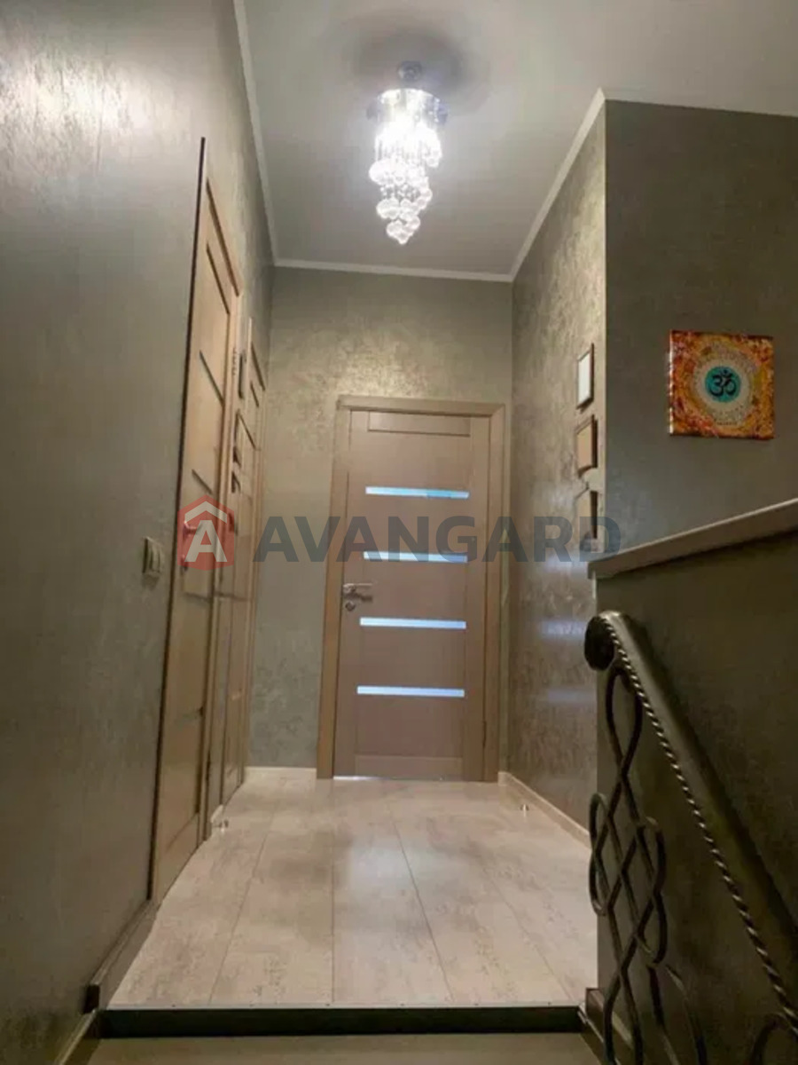 3 комн. квартира, 130/-/52 кв. м., 4/5 этаж фото 10 3 комн. квартира, 130/-/52 кв. м., 4/5 этаж фото 10