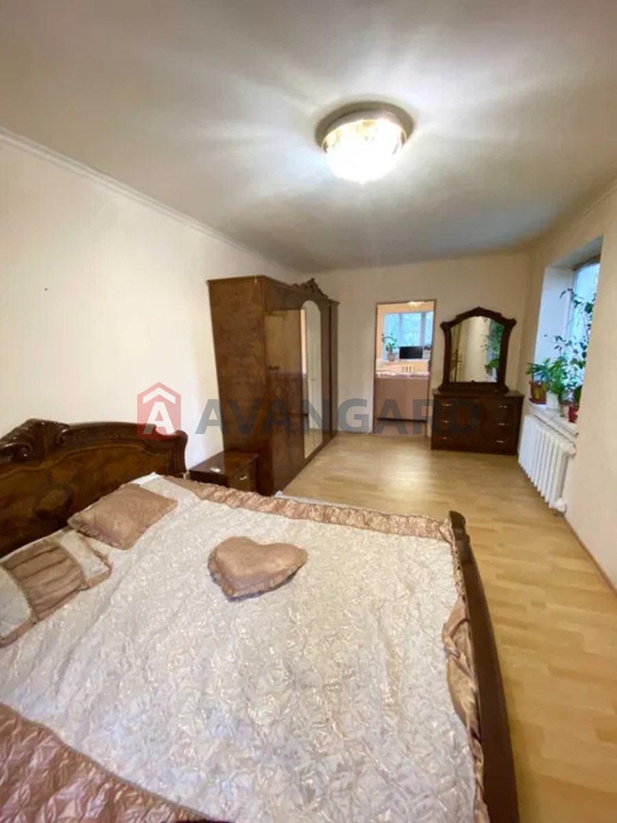 4 комн. квартира, 77/-/9 кв. м., 4/9 этаж фото 3 4 комн. квартира, 77/-/9 кв. м., 4/9 этаж фото 3