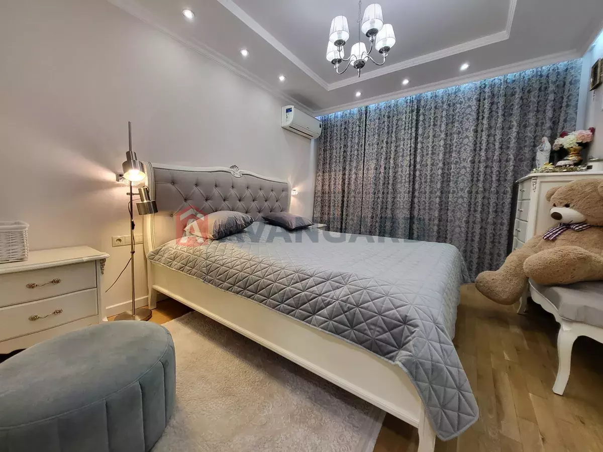 3 кім. квартира, 100/-/35 кв. м., 10/12 поверх фото 1 3 кім. квартира, 100/-/35 кв. м., 10/12 поверх фото 1