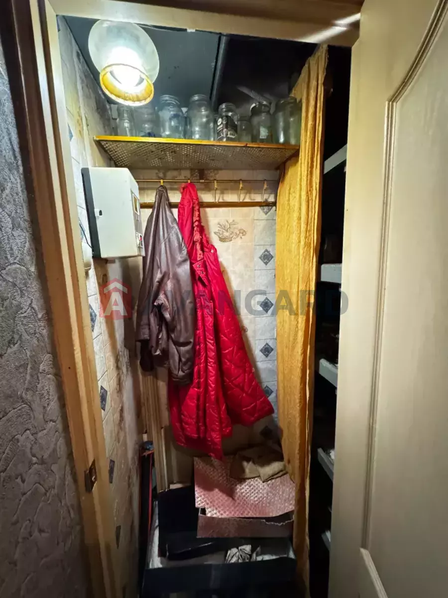 1 кім. квартира, 35/-/7 кв. м., 4/9 поверх фото 5 1 кім. квартира, 35/-/7 кв. м., 4/9 поверх фото 5