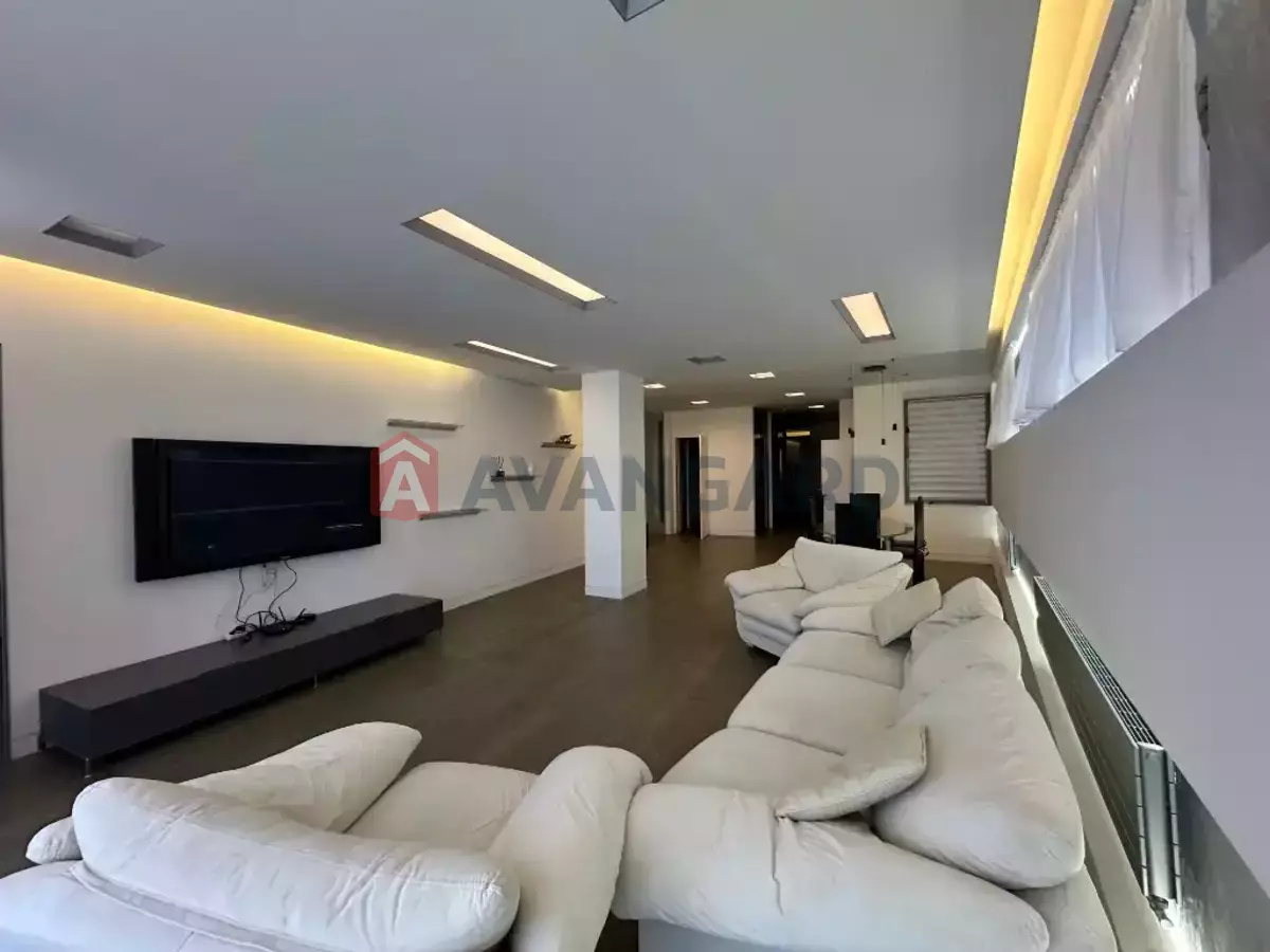 4 кім. квартира, 235/161/25 кв. м., 5/7 поверх фото 4 4 кім. квартира, 235/161/25 кв. м., 5/7 поверх фото 4