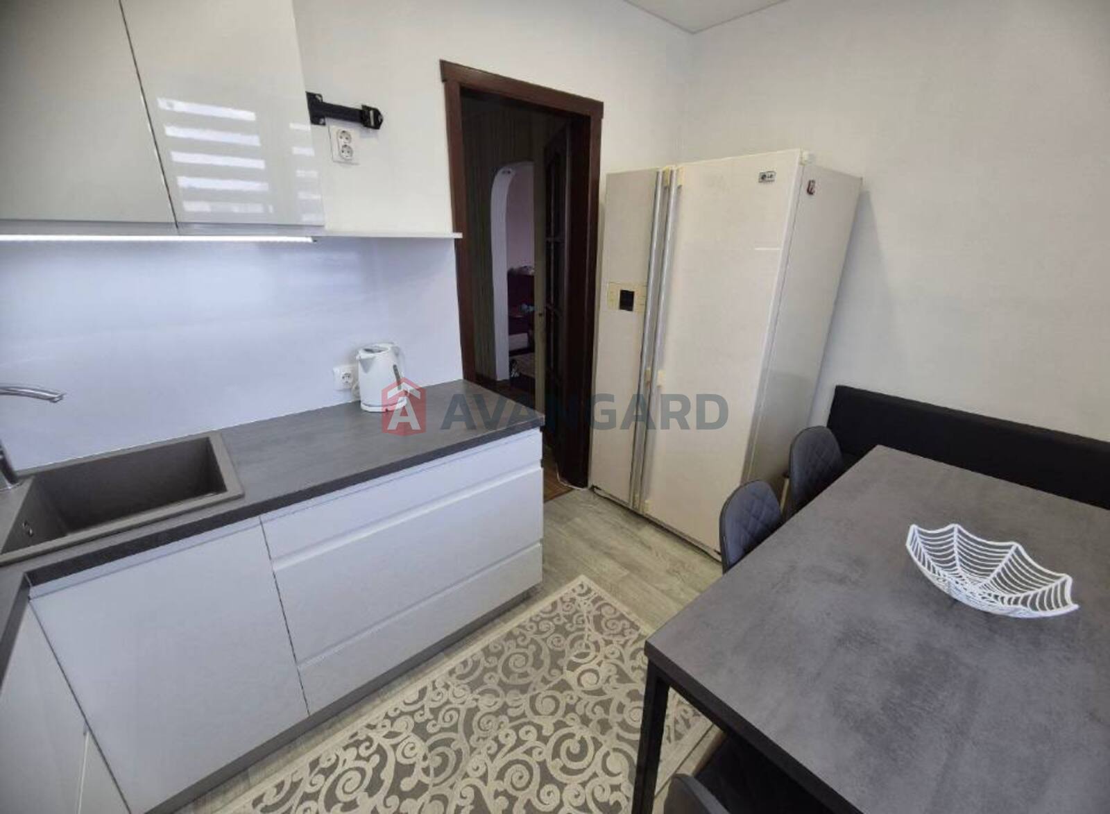 3 кім. квартира, 72/-/8 кв. м., 8/10 поверх фото 2 3 кім. квартира, 72/-/8 кв. м., 8/10 поверх фото 2