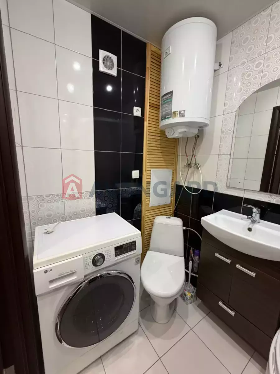 1 кім. квартира, 44/-/- кв. м., 12/14 поверх фото 11 1 кім. квартира, 44/-/- кв. м., 12/14 поверх фото 11