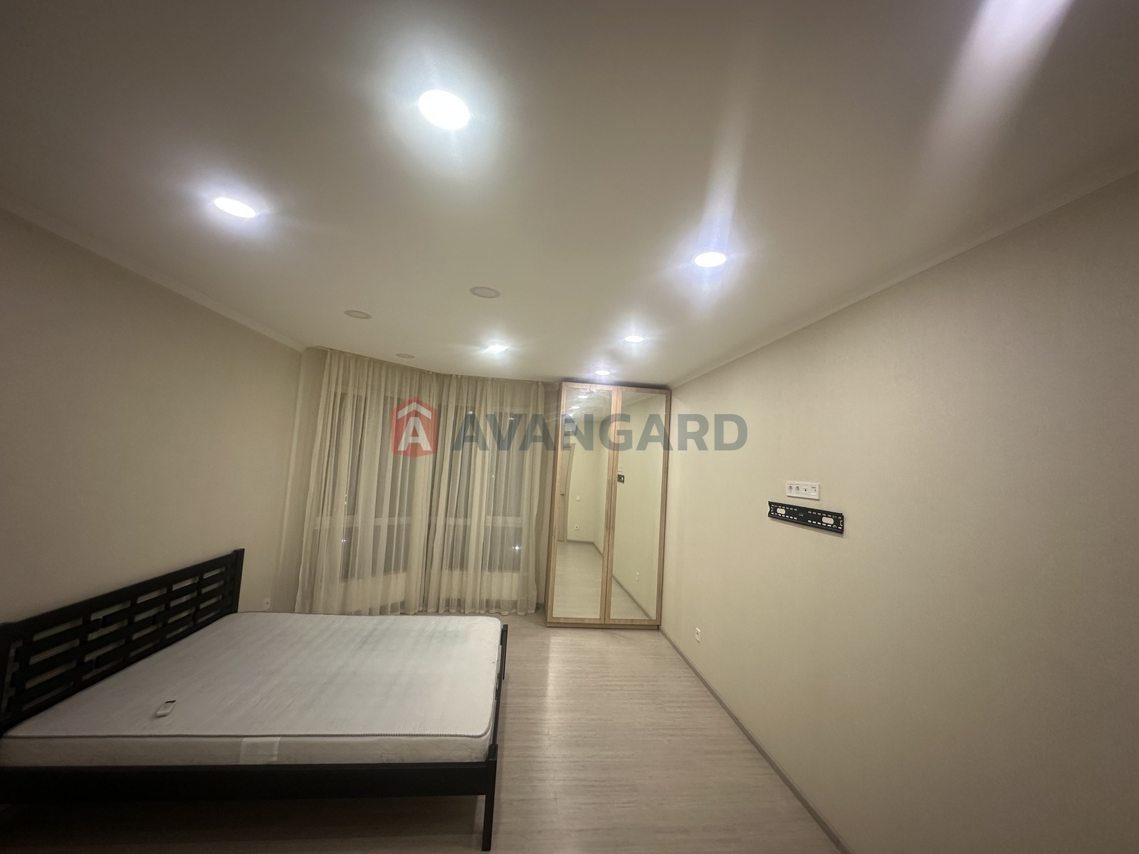 2 комн. квартира, 84/-/18 кв. м., 8/26 этаж фото 3 2 комн. квартира, 84/-/18 кв. м., 8/26 этаж фото 3