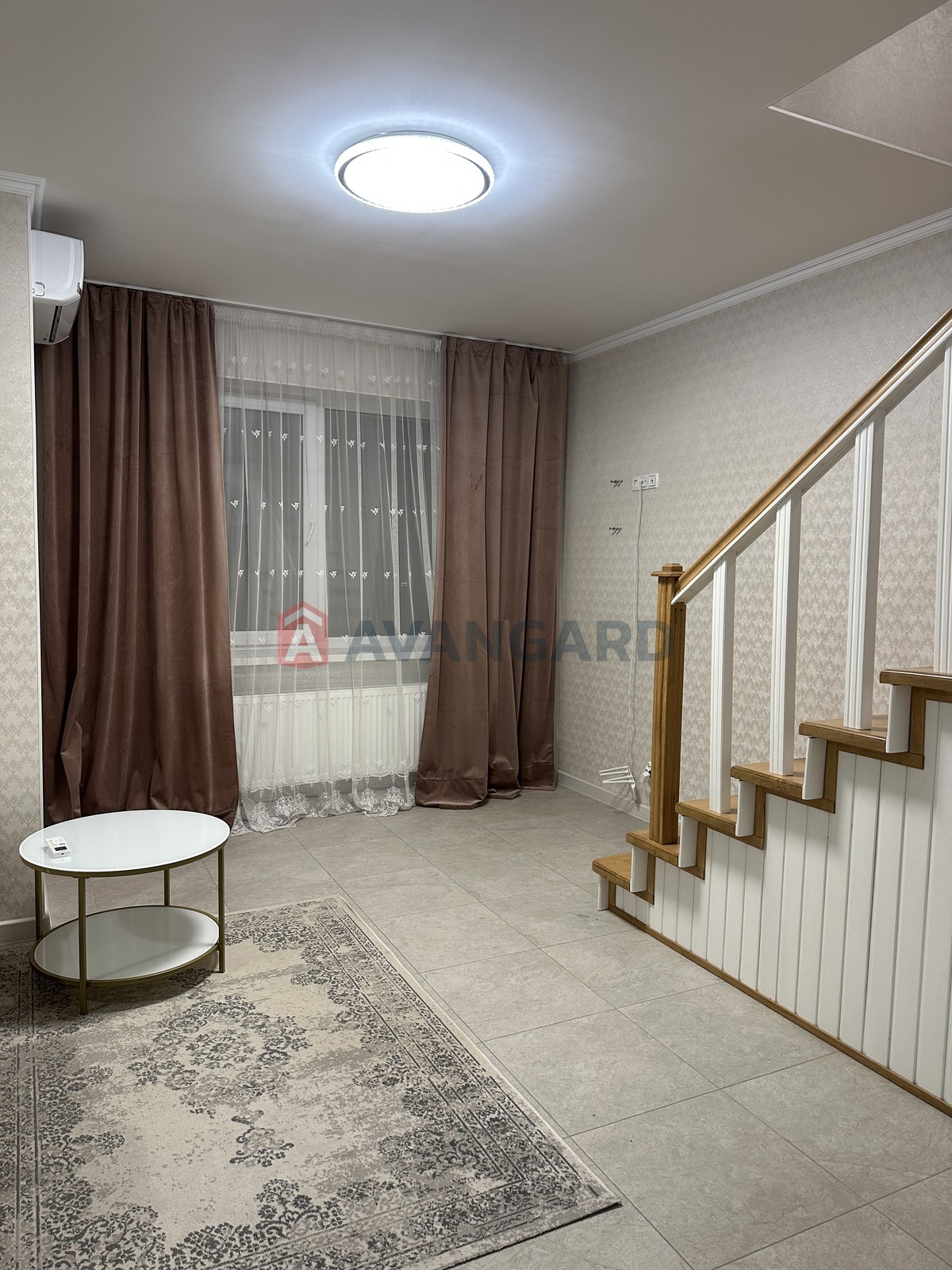 1 кім. квартира, 95/70/20 кв. м., 9/10 поверх фото 3 1 кім. квартира, 95/70/20 кв. м., 9/10 поверх фото 3