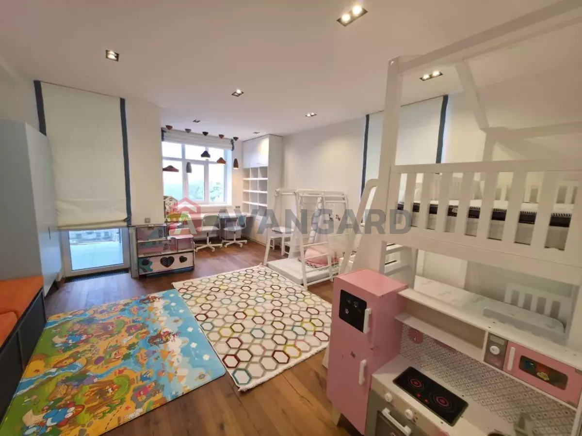 4 комн. квартира, 220/-/40 кв. м., 11/18 этаж фото 3 4 комн. квартира, 220/-/40 кв. м., 11/18 этаж фото 3