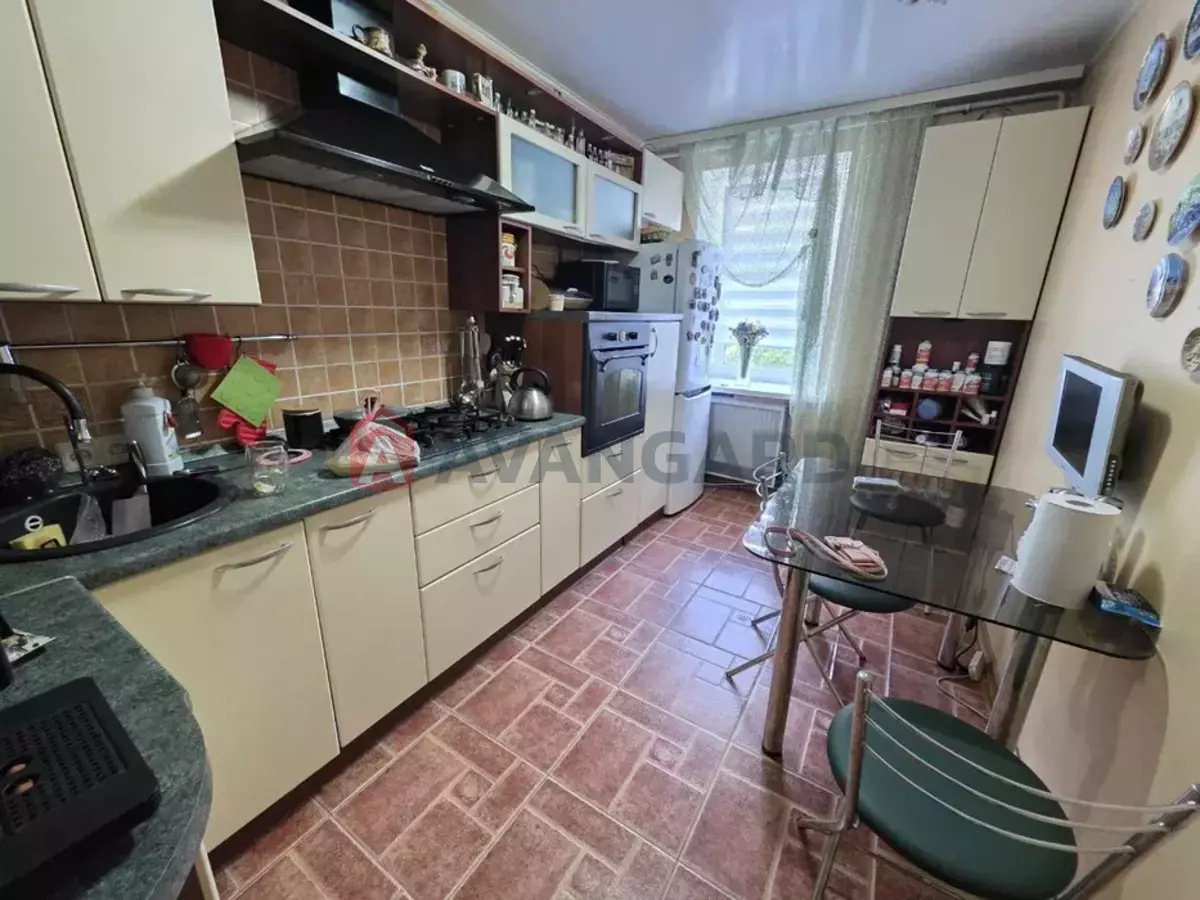 4 комн. квартира, 82/-/10 кв. м., 4/9 этаж фото 1 4 комн. квартира, 82/-/10 кв. м., 4/9 этаж фото 1