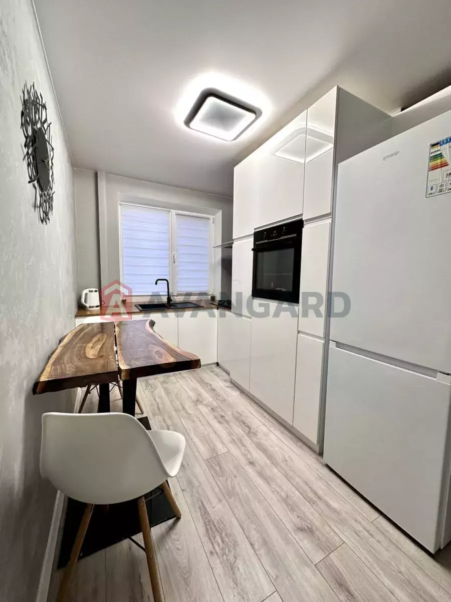 3 кім. квартира, 65/-/8 кв. м., 8/9 поверх фото 5 3 кім. квартира, 65/-/8 кв. м., 8/9 поверх фото 5