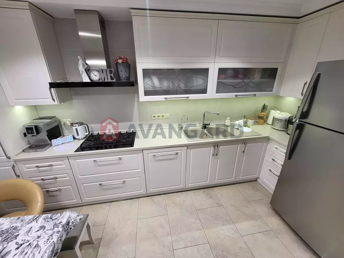 3 кім. квартира, 100/-/35 кв. м., 10/12 поверх фото 6 3 кім. квартира, 100/-/35 кв. м., 10/12 поверх фото 6