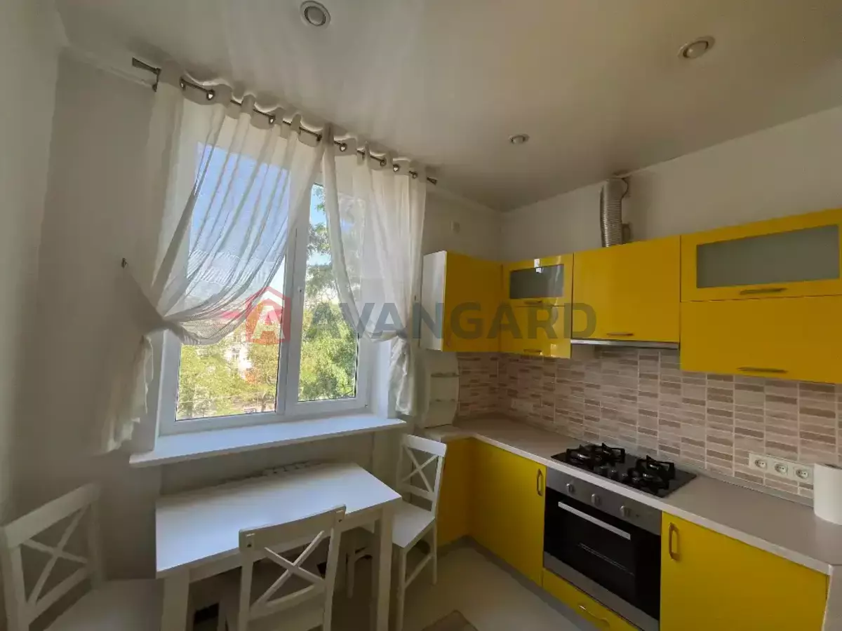 2 кім. квартира, 52/27/8 кв. м., 5/6 поверх фото 1 2 кім. квартира, 52/27/8 кв. м., 5/6 поверх фото 1