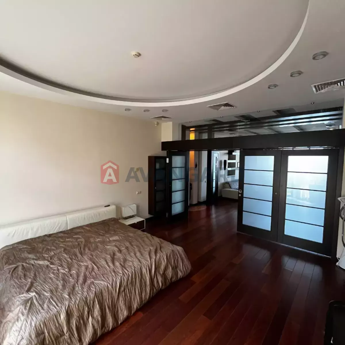 3 комн. квартира, 260/-/- кв. м., 4/7 этаж фото 11 3 комн. квартира, 260/-/- кв. м., 4/7 этаж фото 11