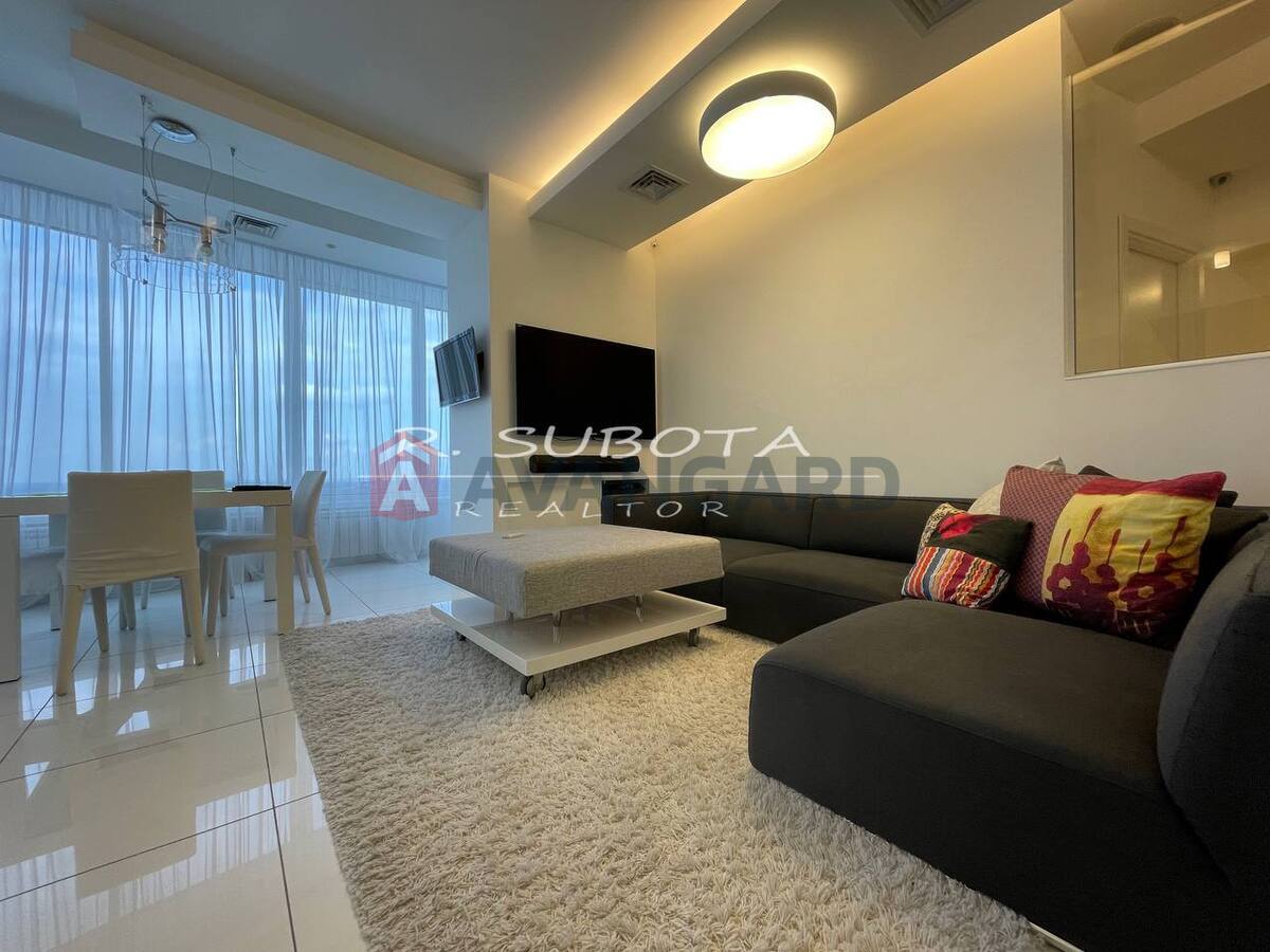 4 кім. квартира, 171/-/- кв. м., 18/21 поверх фото 10 4 кім. квартира, 171/-/- кв. м., 18/21 поверх фото 10