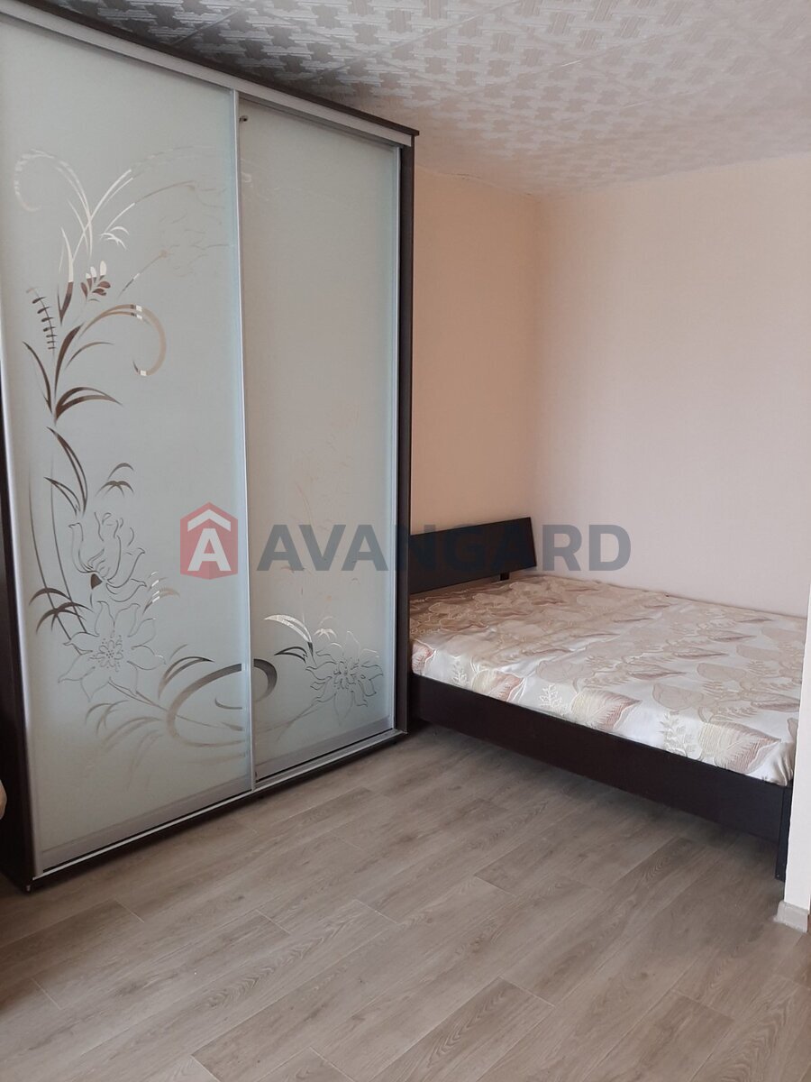 1 кім. квартира, 40/-/- кв. м., 10/12 поверх фото 1 1 кім. квартира, 40/-/- кв. м., 10/12 поверх фото 1