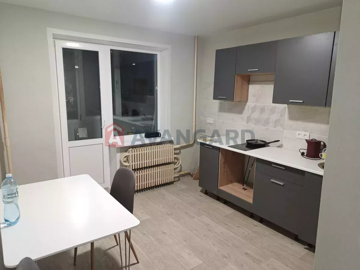 1 кім. квартира, 38/-/8 кв. м., 13/16 поверх фото 1 1 кім. квартира, 38/-/8 кв. м., 13/16 поверх фото 1