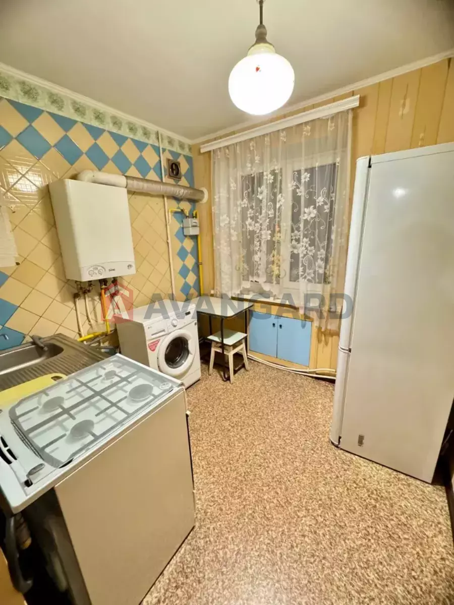 1 кім. квартира, 36/-/- кв. м., 8/9 поверх фото 2 1 кім. квартира, 36/-/- кв. м., 8/9 поверх фото 2