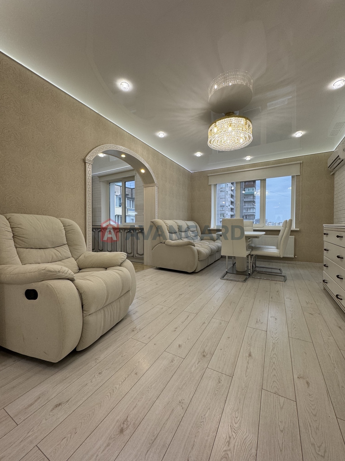 4 комн. квартира, 84/-/10 кв. м., 8/9 этаж фото 1 4 комн. квартира, 84/-/10 кв. м., 8/9 этаж фото 1