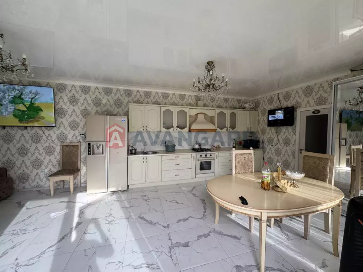 Будинок, 230 кв.м. фото 1 Будинок, 230 кв.м. фото 1