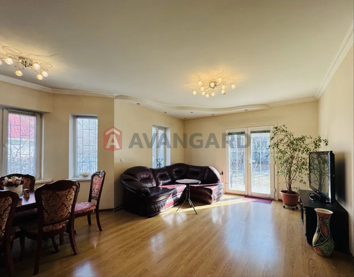 Дом, 180 кв.м. фото 2 Дом, 180 кв.м. фото 2