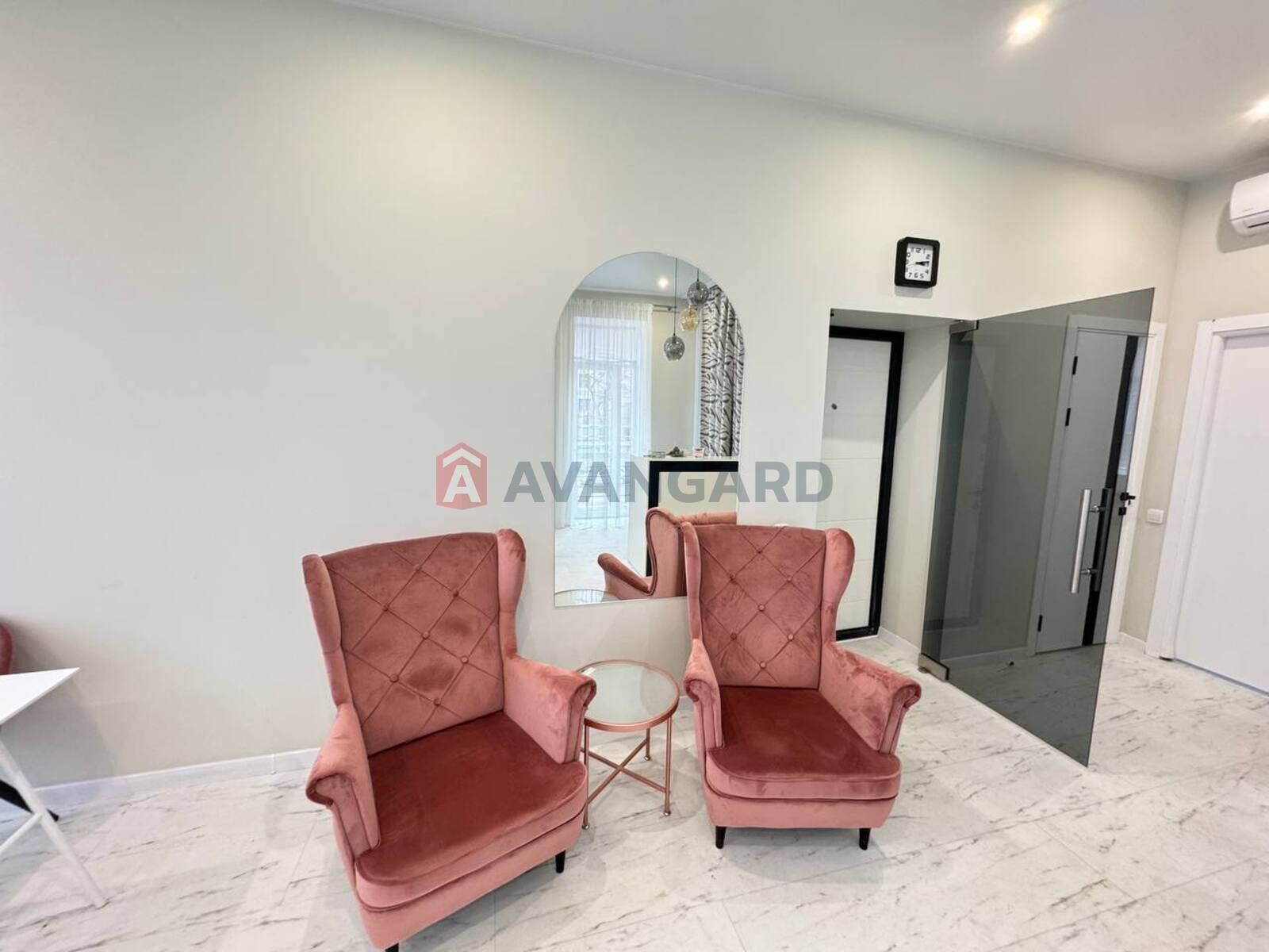 Сфера услуг, 40 кв.м. фото 2 Сфера услуг, 40 кв.м. фото 2