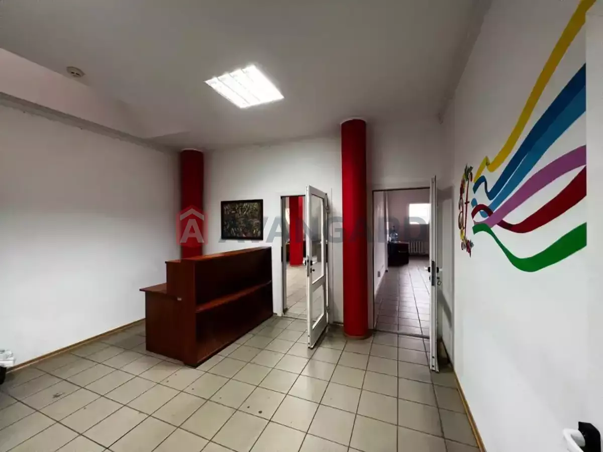 Торгівельна площа, 250 кв.м. фото 2 Торгівельна площа, 250 кв.м. фото 2