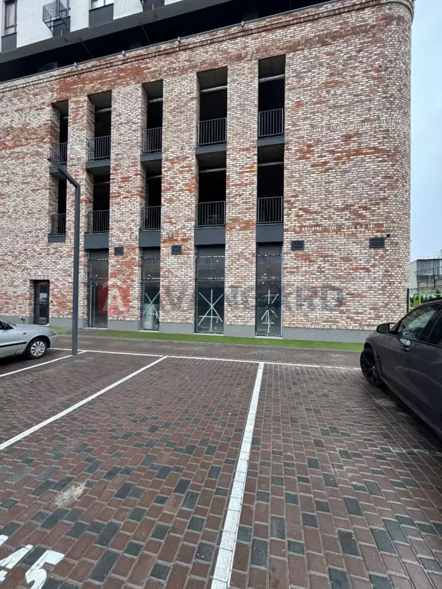 Торгівельна площа, 286 кв.м. фото 3 Торгівельна площа, 286 кв.м. фото 3