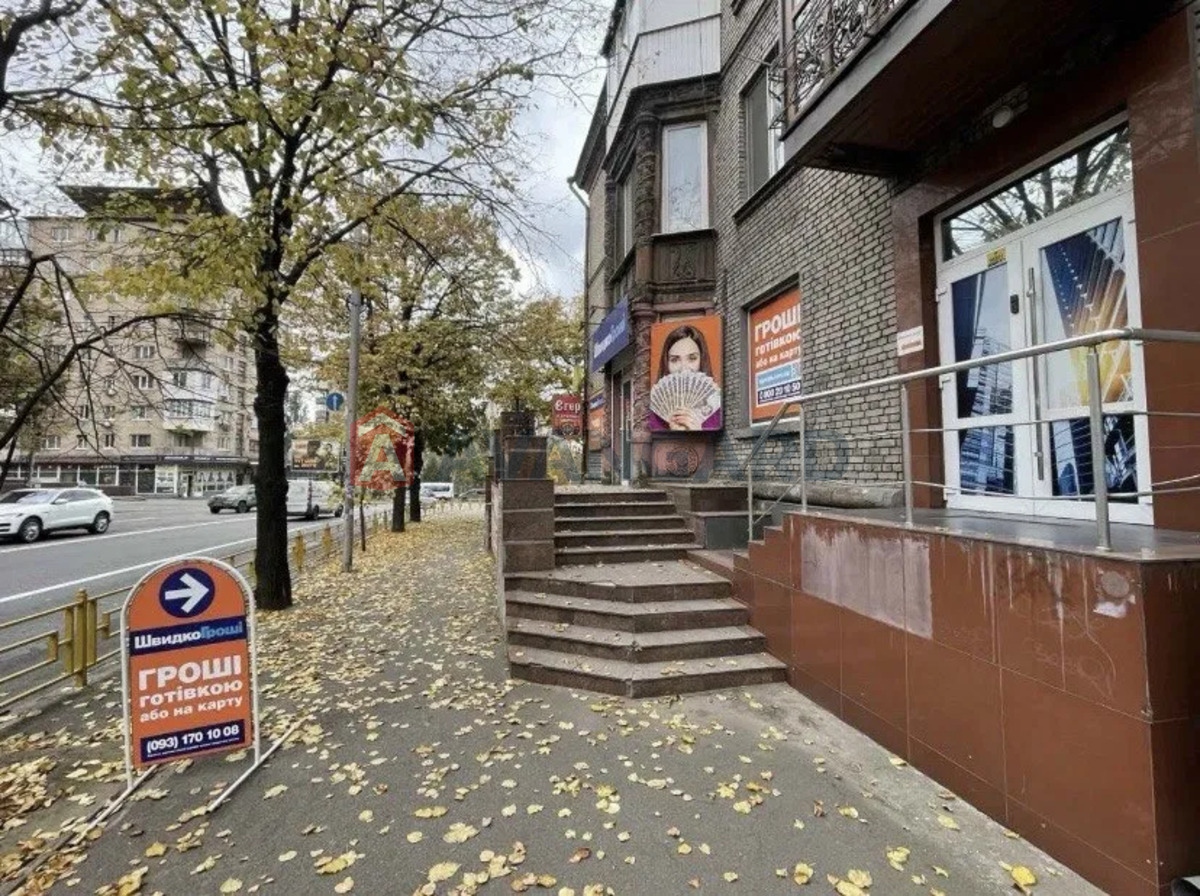 Торговая площадь, Сфера услуг, 125 кв.м. фото 1 Торговая площадь, Сфера услуг, 125 кв.м. фото 1