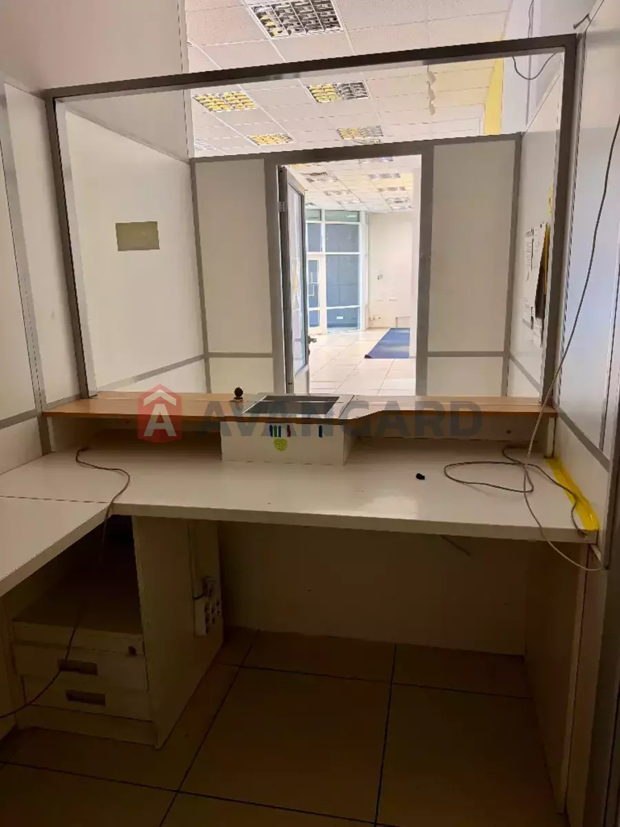 Торгівельна площа, 196 кв.м. фото 12 Торгівельна площа, 196 кв.м. фото 12